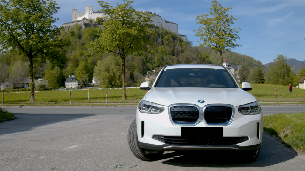 Das Elektro-SUV BMW iX3 im ausführlichen Review